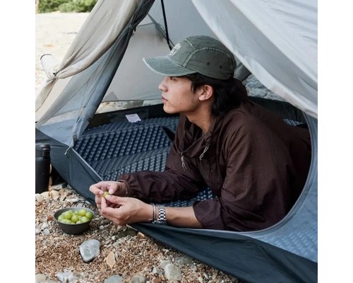 Туристичний килимок Naturehike IXPE CNK2300DZ017 алюмінієва плівка 200 x 65 х 2 см бежевий (6976023923180)