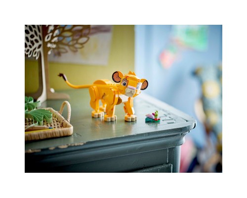 Конструктор LEGO Disney Classic Левеня Сімба (43243)