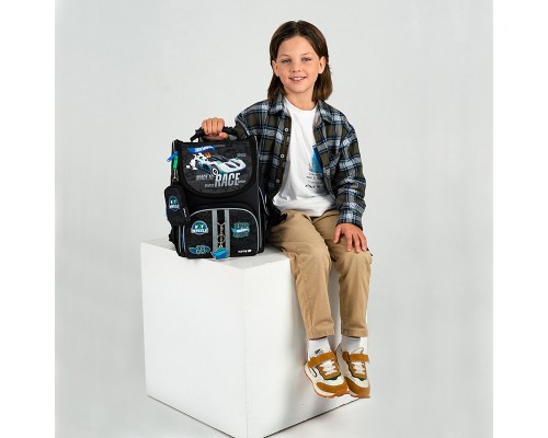 Портфель Kite Education 501 Hot Wheels (HW25-501S)