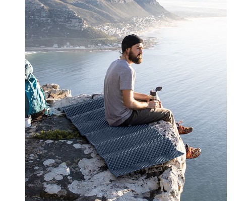 Туристичний килимок Naturehike IXPE CNK2300DZ017 алюмінієва плівка 200 x 65 х 2 см темно-блакитний (6976023923197)