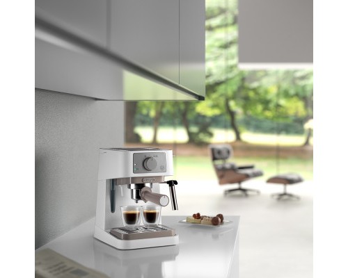 Ріжкова кавоварка еспресо DeLonghi EC 260 W (EC260W) Ріжкова кавоварка еспресо DeLonghi EC 260 W (EC260W)