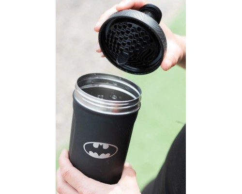 Шейкер спортивний SmartShake Reforce 900ml DC Batman Logo (11150601) Шейкер спортивний SmartShake Reforce 900ml DC Batman Logo (11150601)