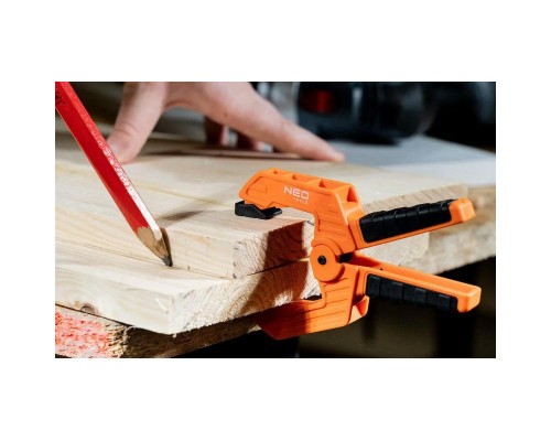 Струбцина Neo Tools затискач пружинний, пластик, 50мм (45-520)