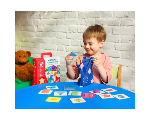 Розвиваюча іграшка Vladi Toys Дерев'яні фігурки в мішечку Геометричні фігури (ZB2001-02) Розвиваюча іграшка Vladi Toys Дерев'яні фігурки в мішечку Геометричні фігури (ZB2001-02)