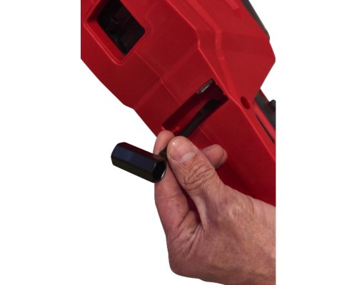 Ланцюгова пила Milwaukee FCHS35-0 M18, 35 см (без АКБ та ЗП) (4933479678)