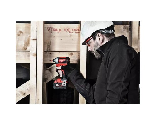 Шуруповерт Milwaukee M18 CBLID-0 180Нм (4933464476)