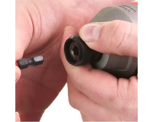 Шуруповерт Milwaukee M18 CBLID-0 180Нм (4933464476)