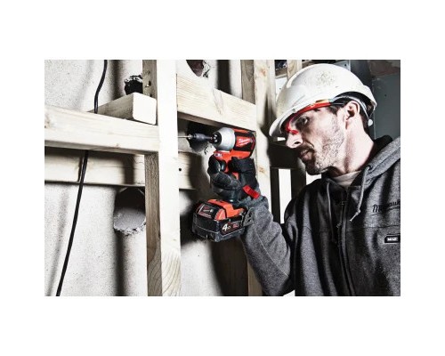 Шуруповерт Milwaukee M18 CBLID-0 180Нм (4933464476)