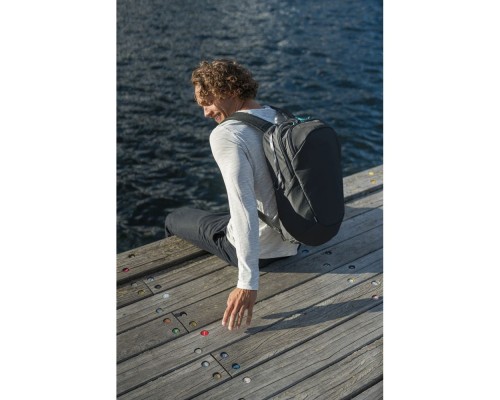 Рюкзак туристичний Pacsafe Eco 25L чорний (41101138)