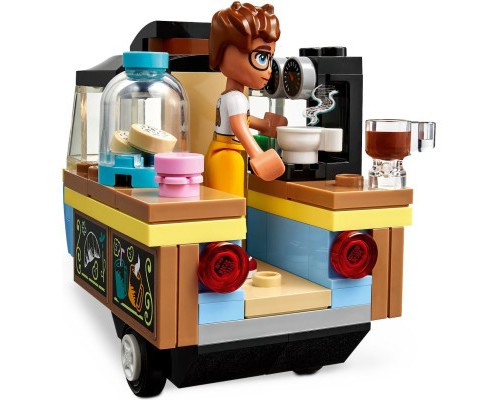 Конструктор LEGO Friends Пекарня на колесах 125 деталей (42606)