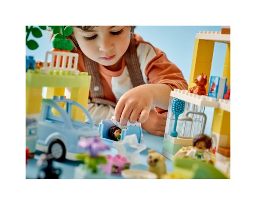 Конструктор LEGO DUPLO Сімейний будинок 3 в 1 218 деталей (10994)