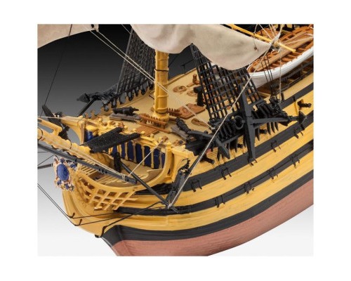 Збірна модель Revell Корабель Його Величності 