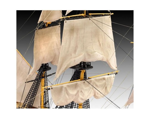 Збірна модель Revell Корабель Його Величності 