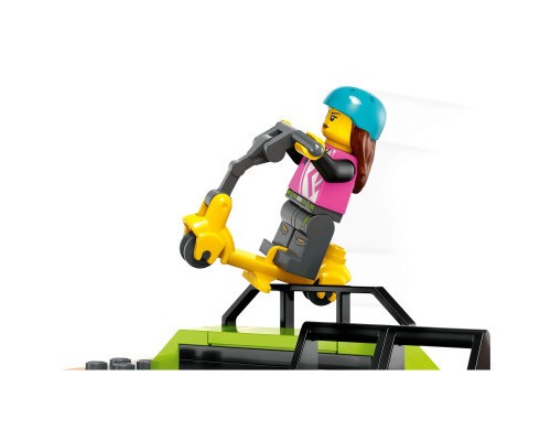 Конструктор LEGO City Вуличний скейтпарк 454 деталей (60364)