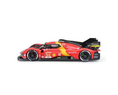 Машина Bburago Ferrari 499P LMH (124) (18-26309)