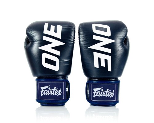 Боксерські рукавички Fairtex BGV1-ONE (натуральна шкіра) Blue 14 унцій (бинти в комплекті) (BGV1-ONE_14oz_Blue)
