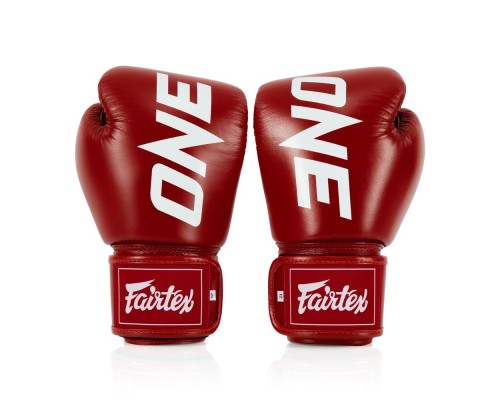 Боксерські рукавички Fairtex BGV1-ONE (натуральна шкіра) Red 10 унцій (бинти в комплекті) (BGV1-ONE_10oz_Red)