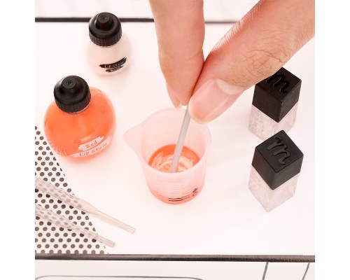 Ігровий набір MGA's Miniverse Мейкап Створи косметику (121497)