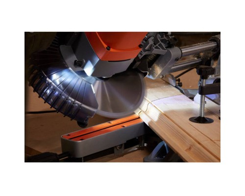 Торцювальна пила Black&Decker 1600 Вт, диск 216х30 мм, 4800 об/хв, XPS, вага 12 кг (BES700)