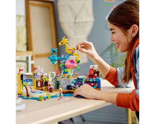 Конструктор LEGO Friends Пляжний парк розваг 1348 деталей (41737)