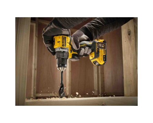 Шуруповерт DeWALT XR Li-Ion 18V, 2x2Ah, 74 Нм, 0-450/0-1650 об/хв, 1.12 кг, TSTAK (DCD794D2T)