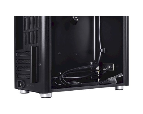 Корпус Qube QBV9M_WBNU3