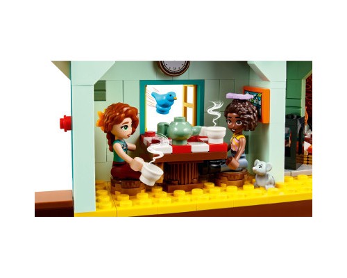 Конструктор LEGO Friends Стайня Отом 545 деталей (41745)