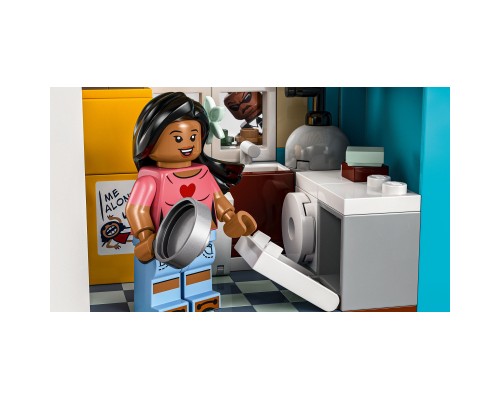 Конструктор LEGO Disney Classic Пляжний будинок Ліло і Стіч (43268)
