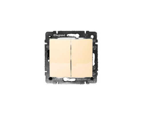 Вимикач LEGRAND Valena Classic (774305)