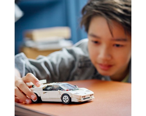 Конструктор LEGO Speed Champions Lamborghini Countach 262 деталі (76908)
