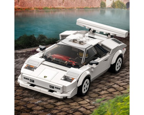 Конструктор LEGO Speed Champions Lamborghini Countach 262 деталі (76908)