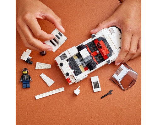 Конструктор LEGO Speed Champions Lamborghini Countach 262 деталі (76908)