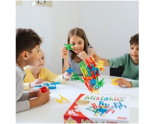 Настільна гра Trefl Стільчики для 3-ох гравців (Міstakos) українська (02326)