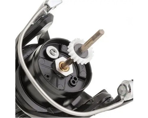 Котушка Shimano Nexave FI C3000 3+1BB 5.01 (NEXC3000FI)