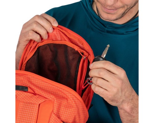 Рюкзак туристичний Osprey Mutant 22 mars orange O/S (009.3110)