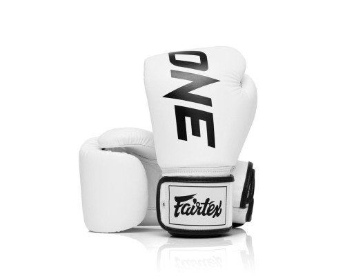Боксерські рукавички Fairtex BGV1-ONE (натуральна шкіра) White 14 унцій (бинти в комплекті) (BGV1-ONE_14oz_White)
