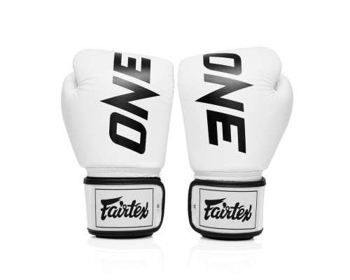 Боксерські рукавички Fairtex BGV1-ONE (натуральна шкіра) White 14 унцій (бинти в комплекті) (BGV1-ONE_14oz_White)