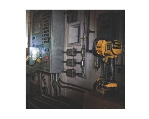 Ліхтар DeWALT акумуляторний , 18В XR Li-Ion, 90/1000 л (без АКБ та ЗП) (DCL043)