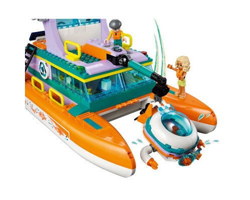 Конструктор LEGO Friends Човен морської рятувальної бригади 717 деталей (41734)