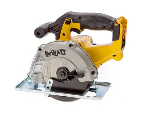 Дискова пила DeWALT 18В XR Li-lon, диск 140х20 мм, 3.76 кг, TSTAK (без АКБ та ЗП) (DCS373NT)