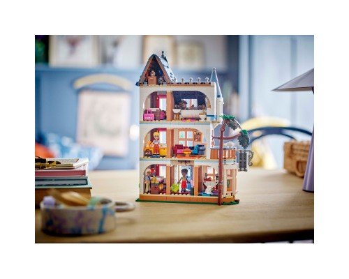 Конструктор LEGO Friends Замковий готель Ночівля і сніданок (42638)