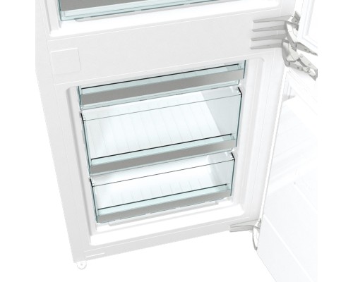 Холодильник Gorenje NRKI218EA0