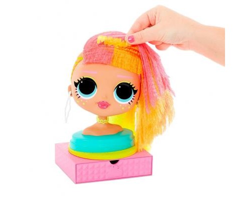Лялька L.O.L. Surprise! -манекен O.M.G. Леді Неон з аксесуарами (565963)