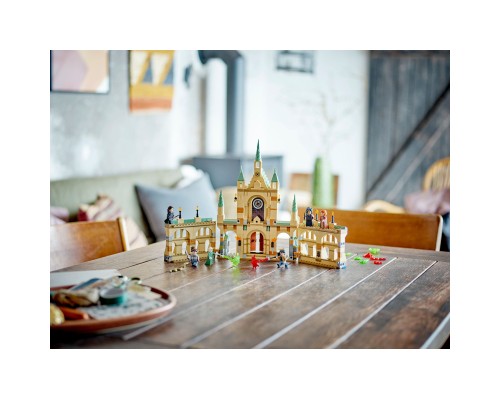 Конструктор LEGO Harry Potter Битва за Гоґвортс 730 деталей (76415)