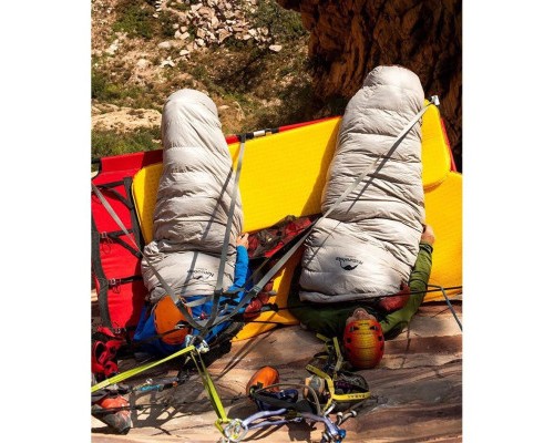 Спальний мішок Naturehike з натуральним пухом Snowbird NH20YD001 p-р M коричневий 510 г (6927595762134)