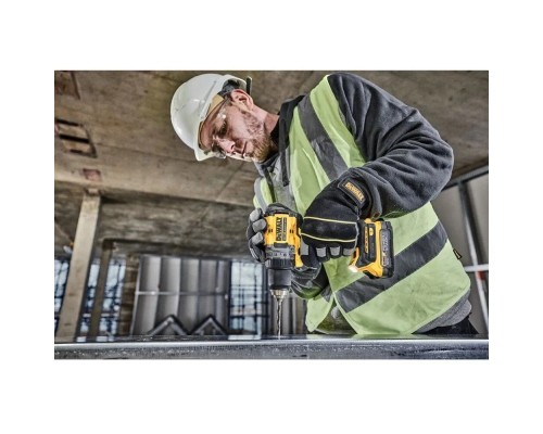 Шуруповерт DeWALT XR Li-Ion 18V, 90 Нм, 0-650/0-2000 об/хв (без АКБ та ЗУ) (DCD800NT)