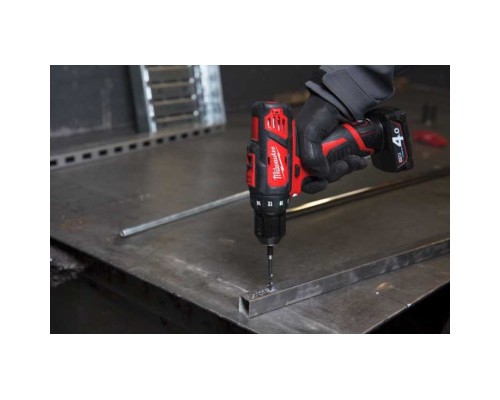 Шуруповерт Milwaukee M12 BDD-0, 30Нм (без АКБ та ЗП) (4933441930)