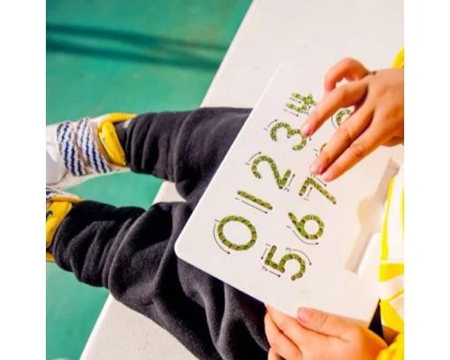 Ігровий набір Kid O Магнітна дошка для вивчення цифр від 0 до 9 (10347)