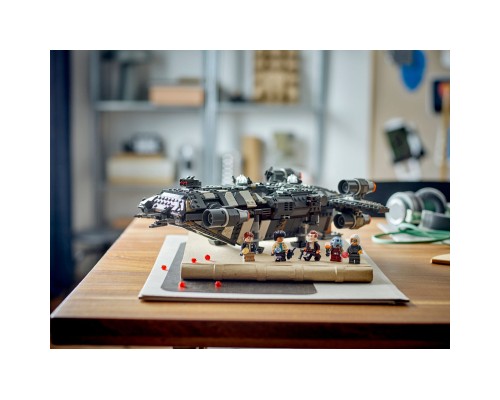 Конструктор LEGO Star Wars The Onyx Cinder Оніксовий попіл 1325 деталей (75374)