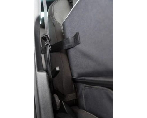 Автомобільне крісло для тварин Trixie 45х38х37 см Чорне (4011905013220)